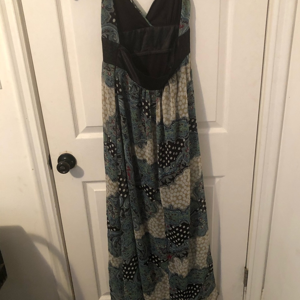 Halter summer Dress - Picture 3 of 3
